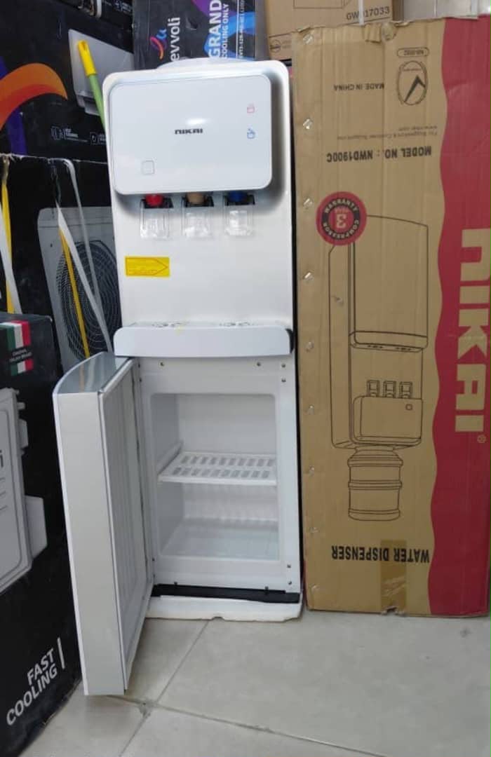 «آبسردکن یخچال‌دار نیکای مدل NWD1900C»